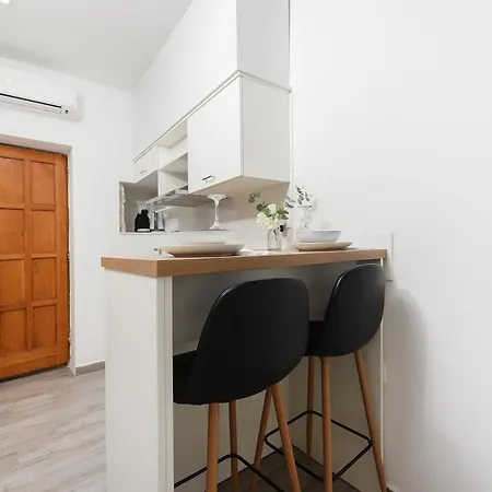 The Old Town, Great Location Apartamento