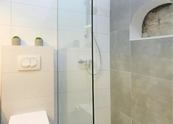 The Old Town, Great Location *